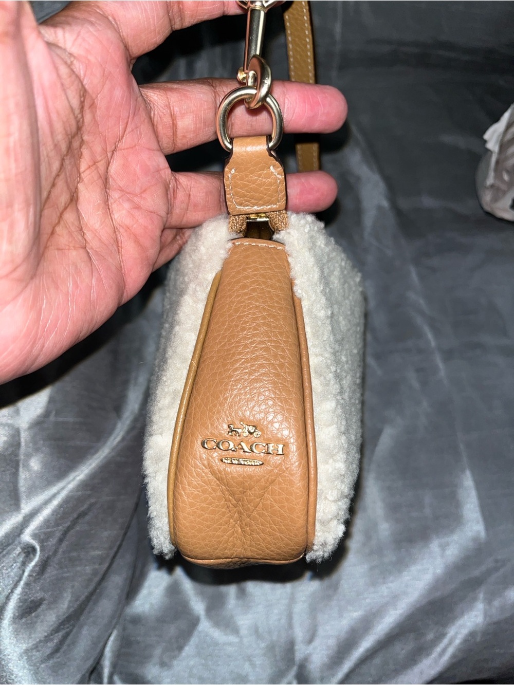 Coach Shearling Purse - Picture 4 of 9